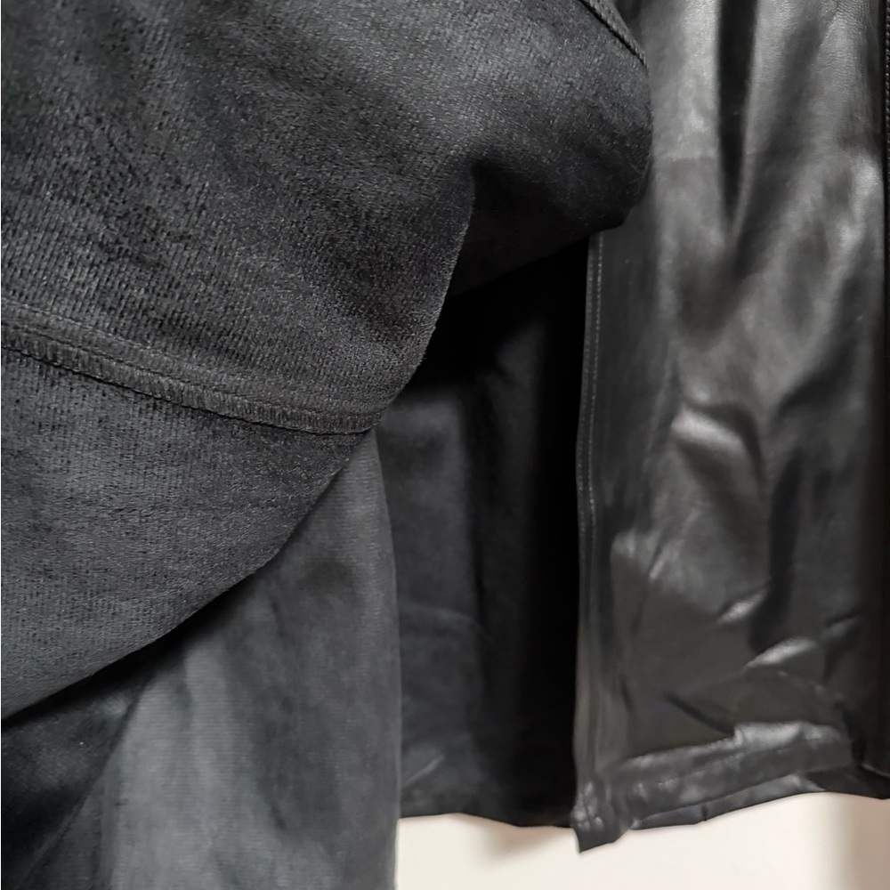 Gorgeous Sam Edelman Black A-Line Vegan Leather Skirt NWOT - Picture 10 of 16